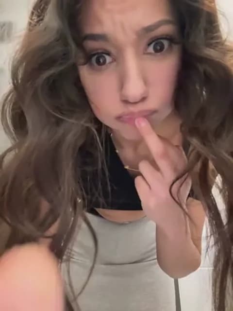 -_MiaQueen_- XXX Tube | 36min | Feb 28, 2026 01:53