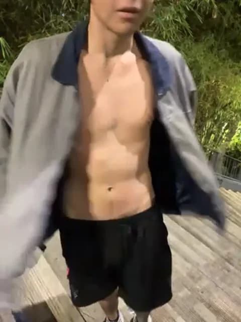 Liam_Moss XXX Tube | 32min | Jan 17, 2026 05:38